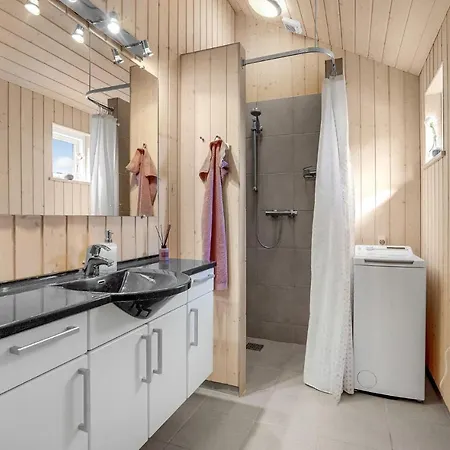 Schönes Haus In Mit Wlan Ferienhaus *