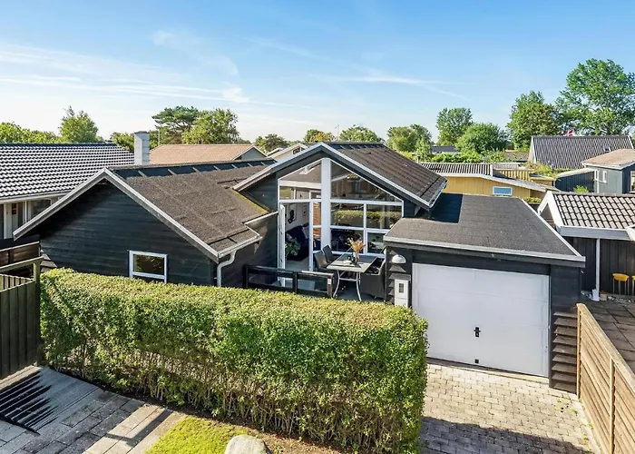 Semesterbostad Beautiful In With Wifi