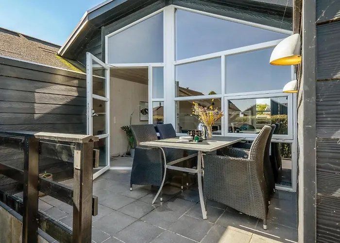 Semesterbostad Beautiful In With Wifi *